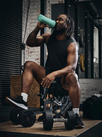 Shaker do odżywek - Contigo Shake&Go 2.0 • 820ml • błękitny