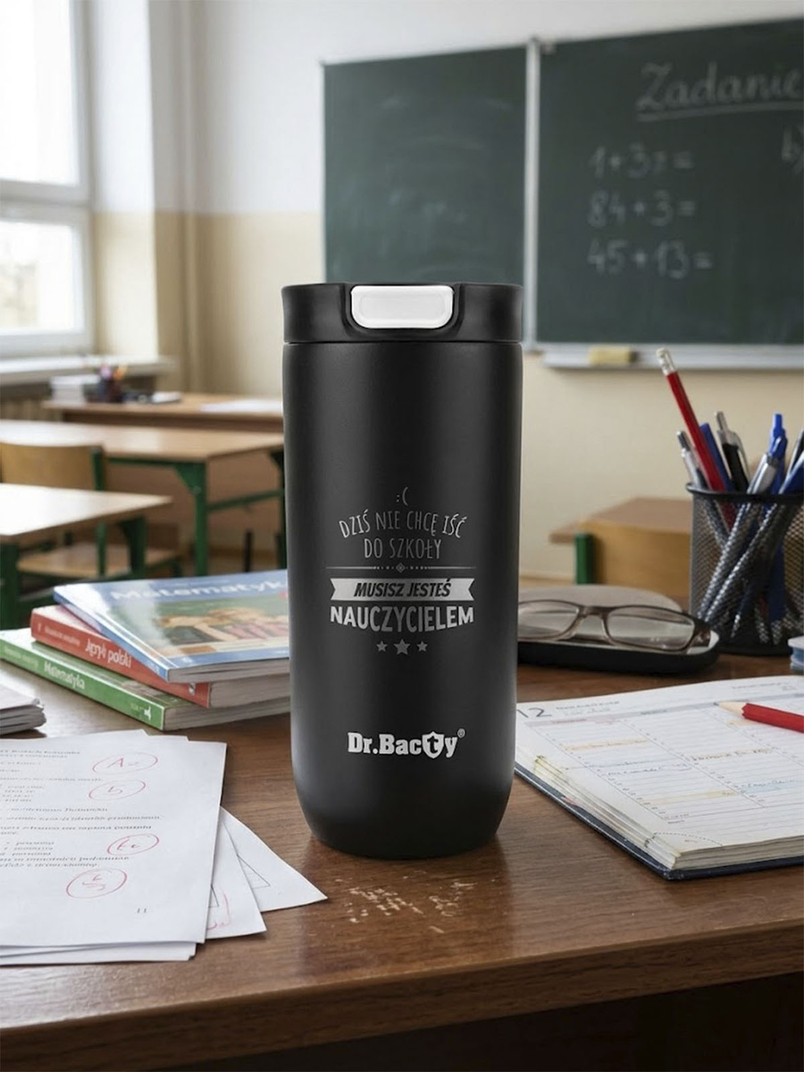 Dr.Bacty Atlas 540ml, czarny mat - termiczny, kubek do kawy dla nauczyciela